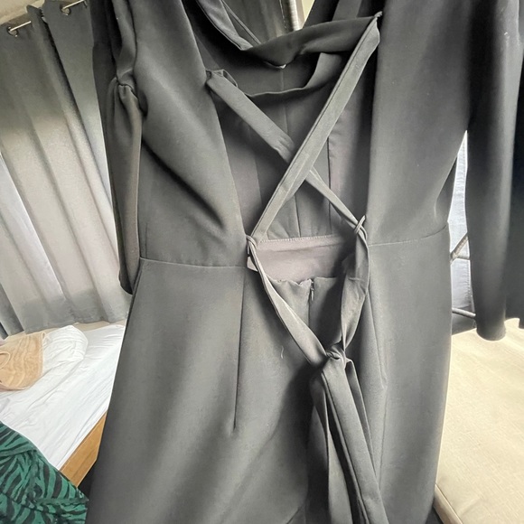 Milly black mini dress with oversized sleeves - Picture 4 of 4